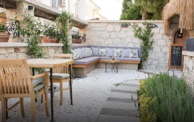 Provence Mansıon Alaçati Otel Alaçatı