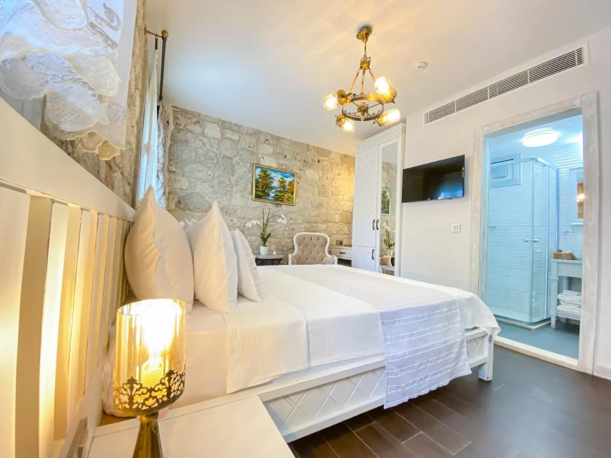 Provence Mansıon Alaçati 2*, Alaçatı